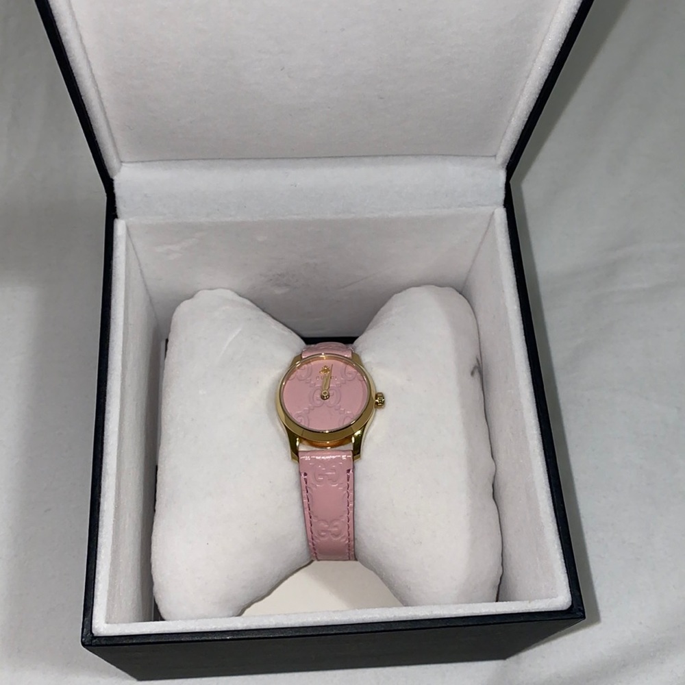 NWT GUCCI WATCH